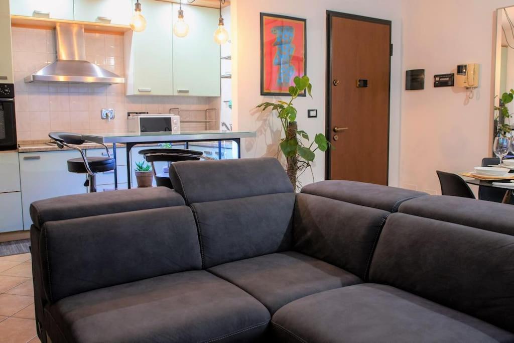 דירות טורינו Casa Spezia - Metro Vicina, Wi-Fi Rapido & Netflix מראה חיצוני תמונה